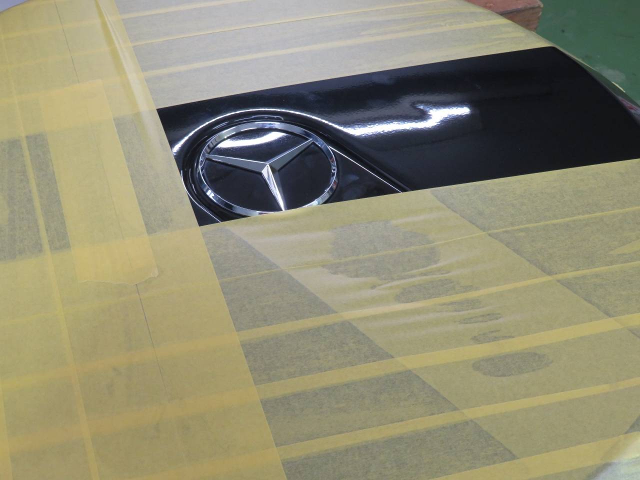 Gクラス背面タイヤカバーリペア修理